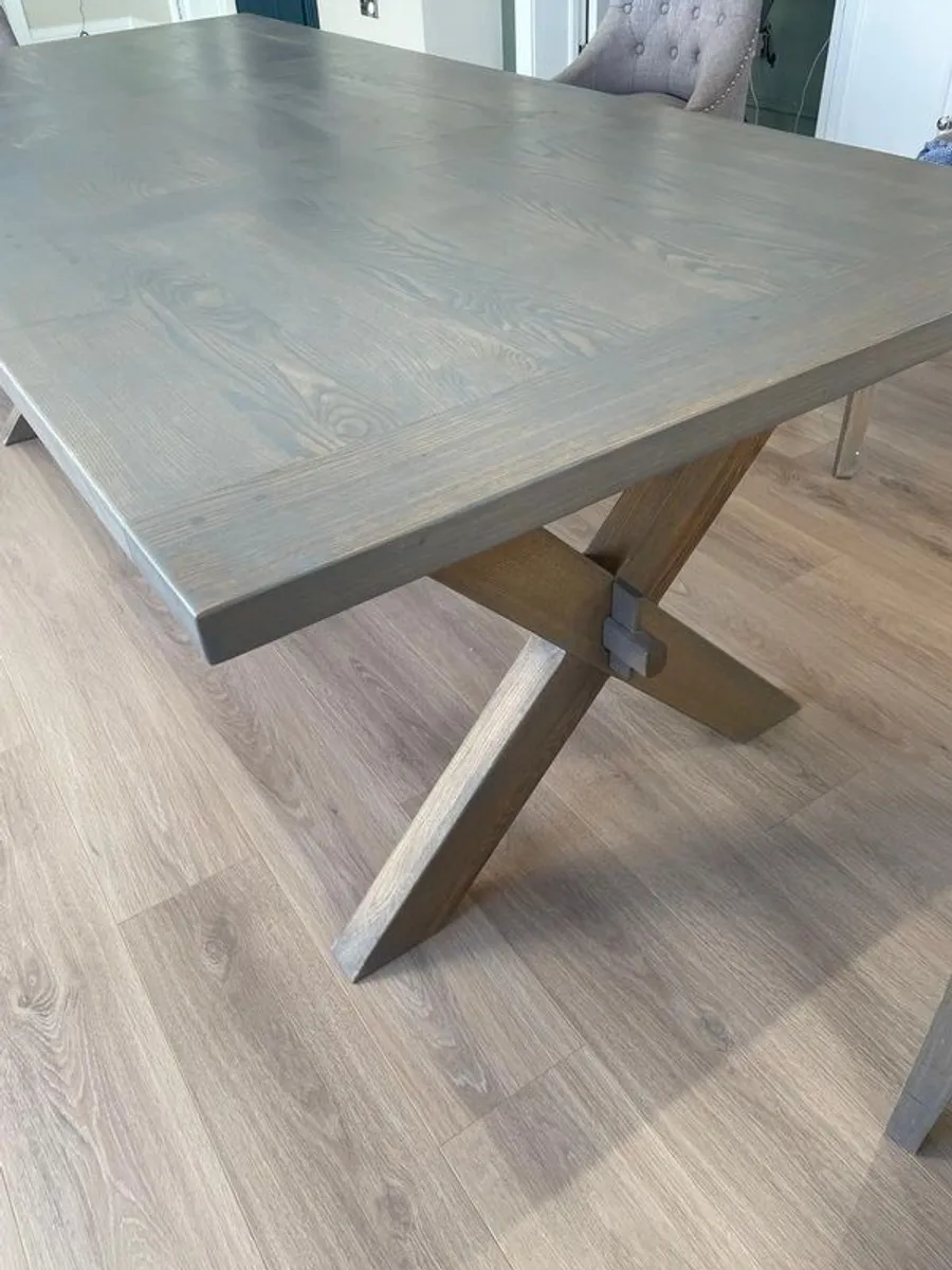 dining table - Image 3