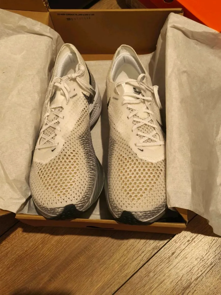 Nike Vaporfly Next %3 - Image 1