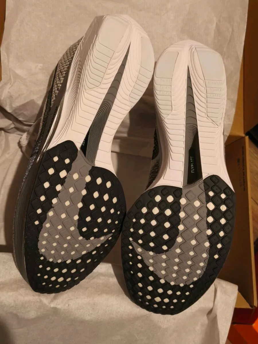 Nike Vaporfly Next %3 - Image 3