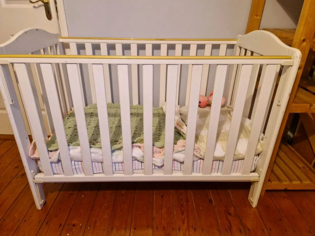 Cot bed - Image 2