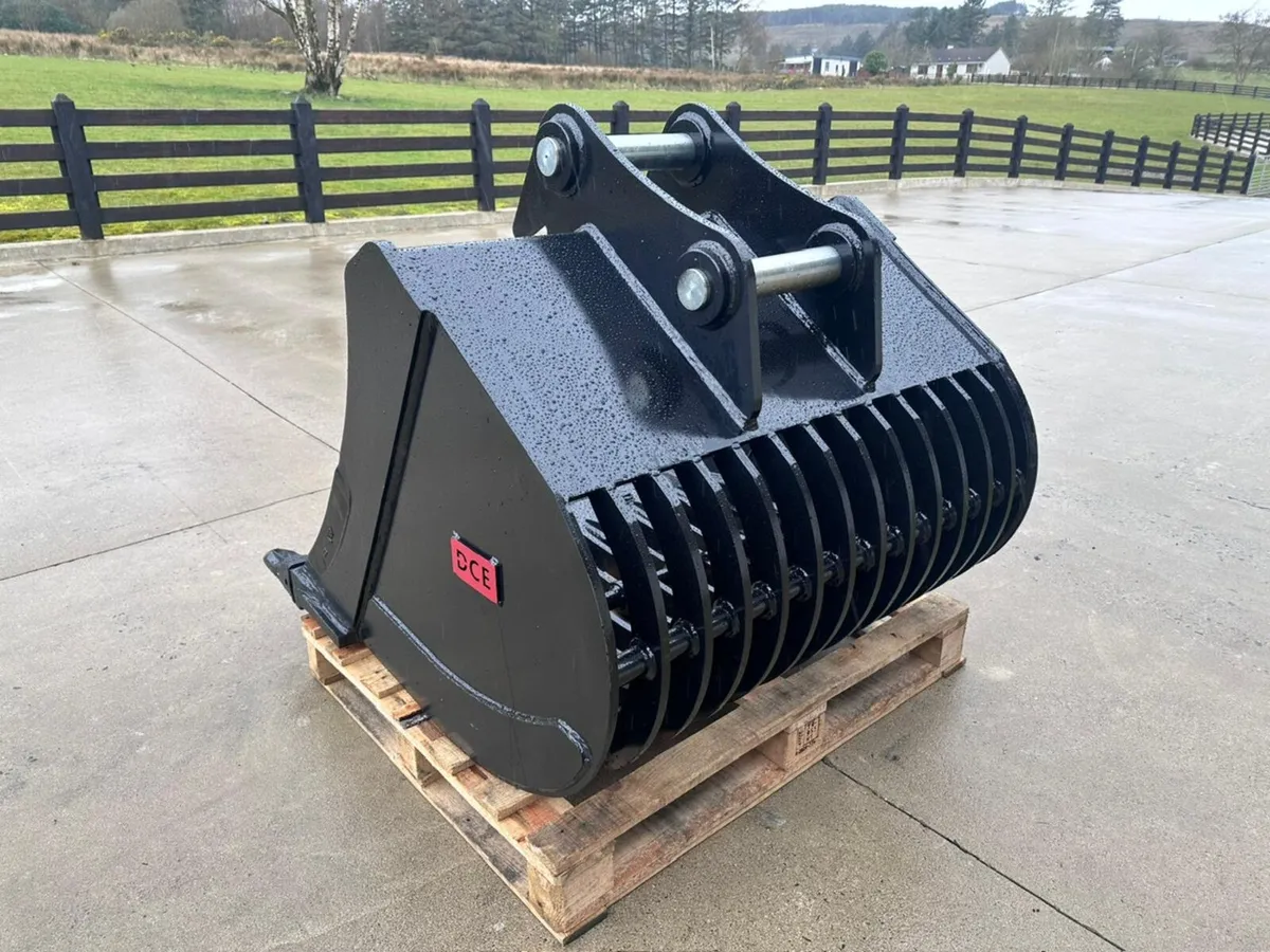 New DCE 13 Ton 48" Riddle Bucket, 65mm Pins - Image 4