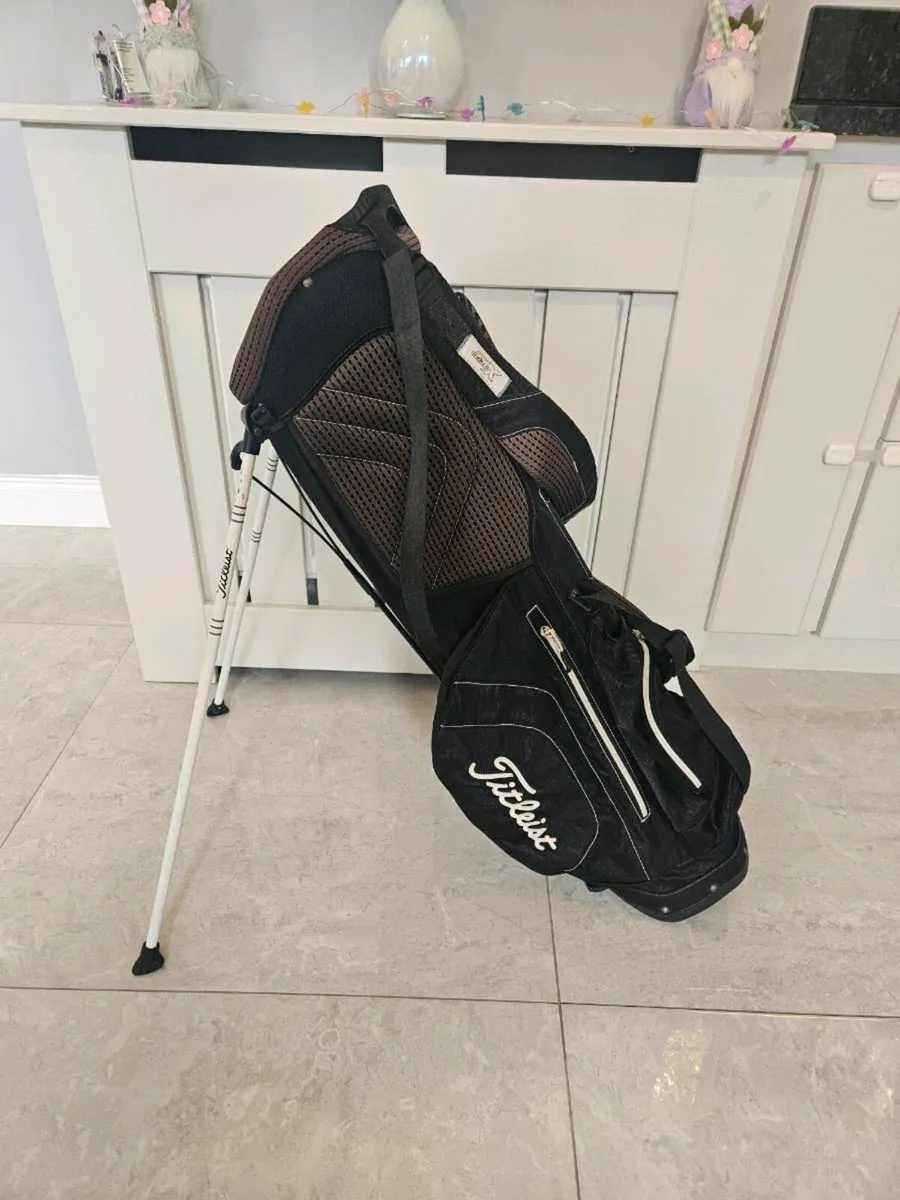 Titleist Golf Bag - Image 2
