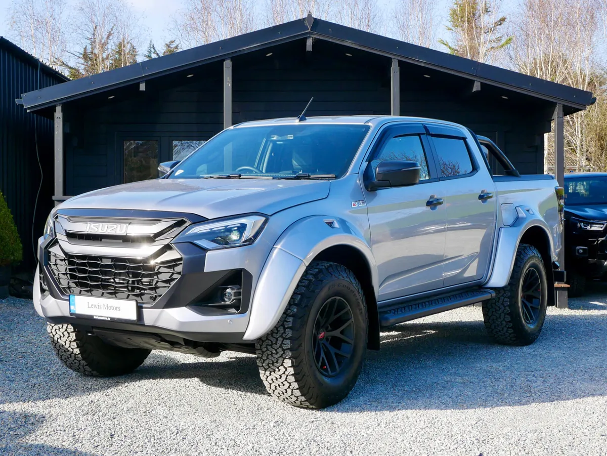 2025 Isuzu D-Max Arctic Trucks AT35 - Image 3