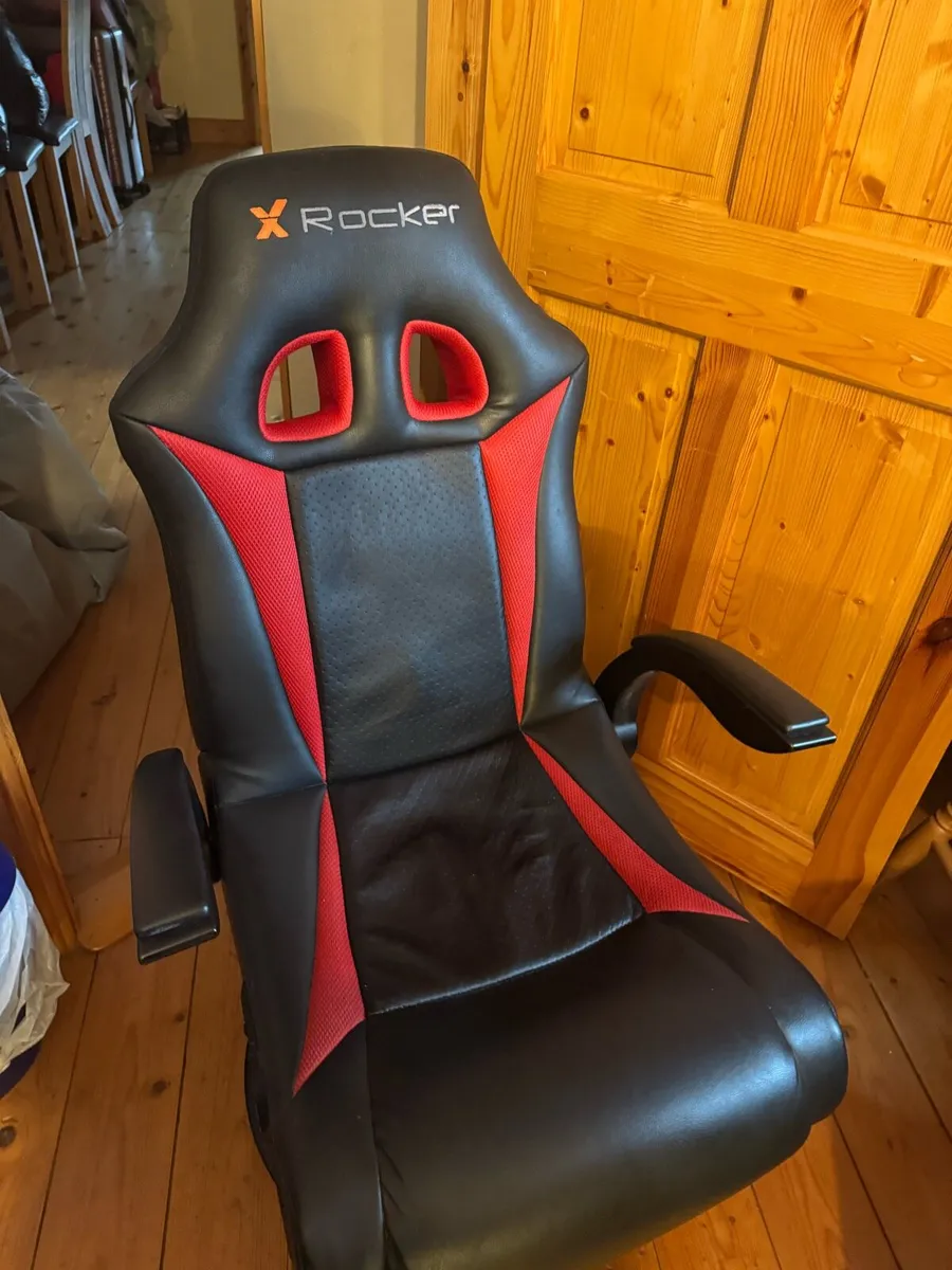 Gaming chair - Image 1