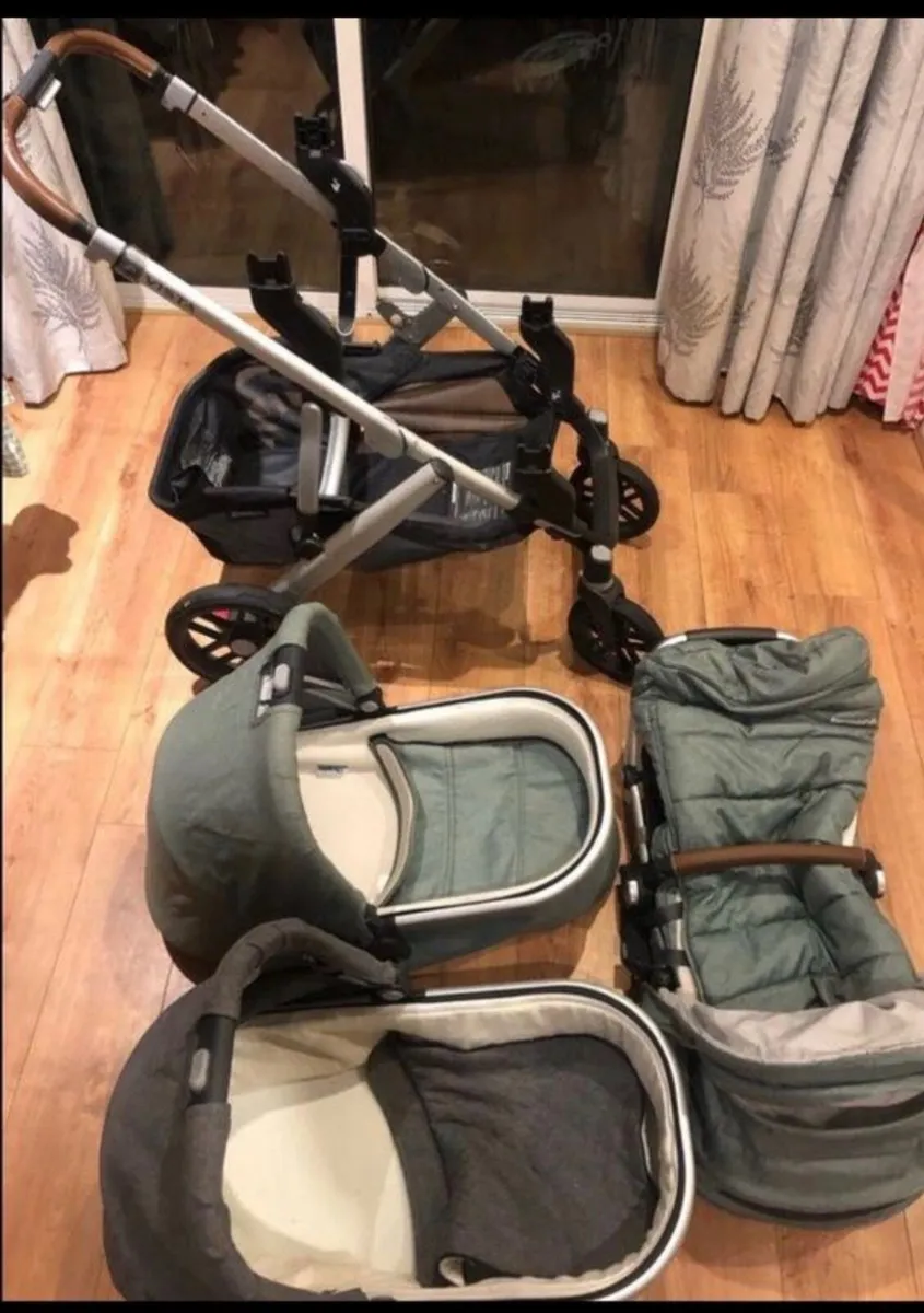Uppababy vista v2 twin - Image 2