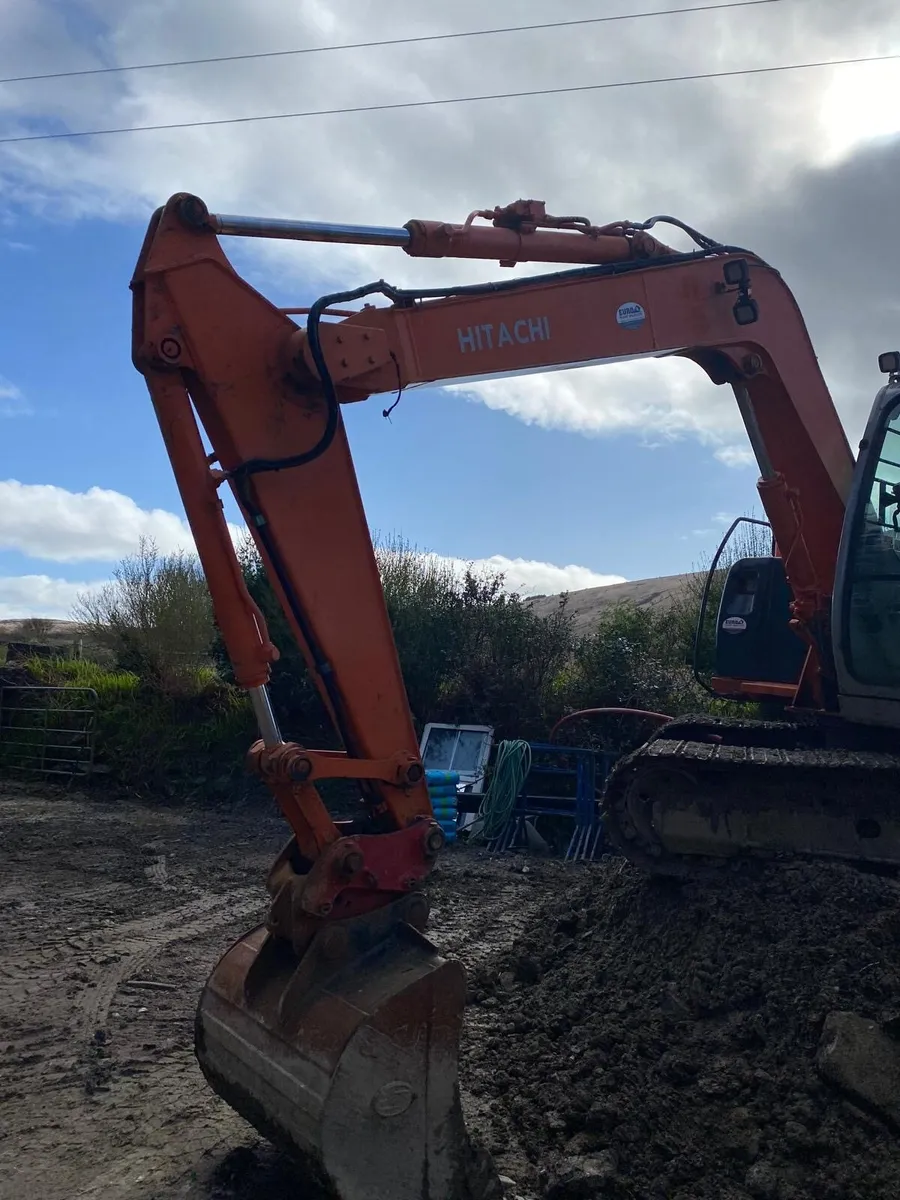 Hitachi  70 7 ton - Image 4