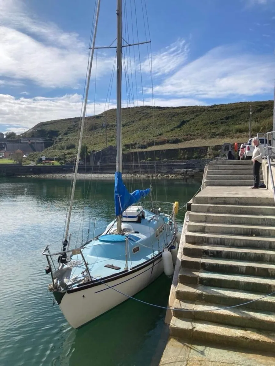 Yacht for sale Invicta 26 - Image 2