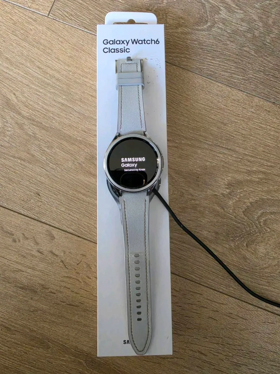 Samsung Galaxy Watch 6 Classic - Image 2