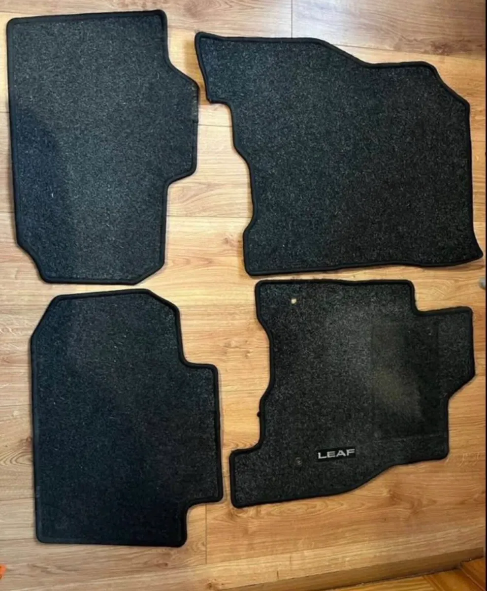 Nissan Leaf - Parcel Shelf - Please Read the Ad - Image 3