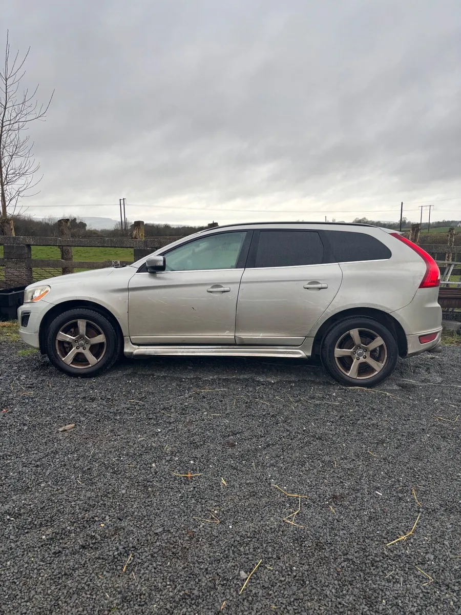 Volvo XC60 - Image 2