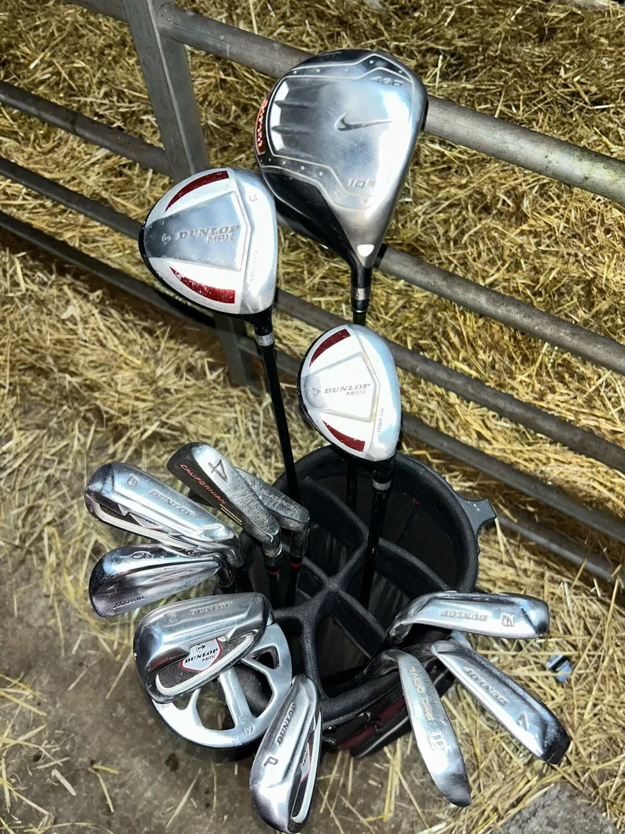 Golf clubs and bag - Image 2