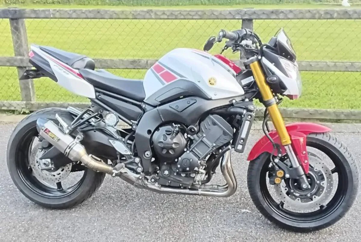 YAMAHA FZ8 2012 - Image 1