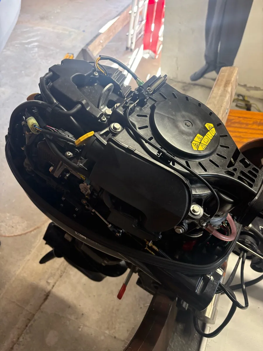 Tohatsu 20hp Electric start - Image 3