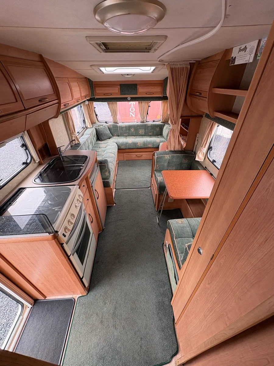 Ace Award 4/5 Berth Caravan For Sale - Image 3