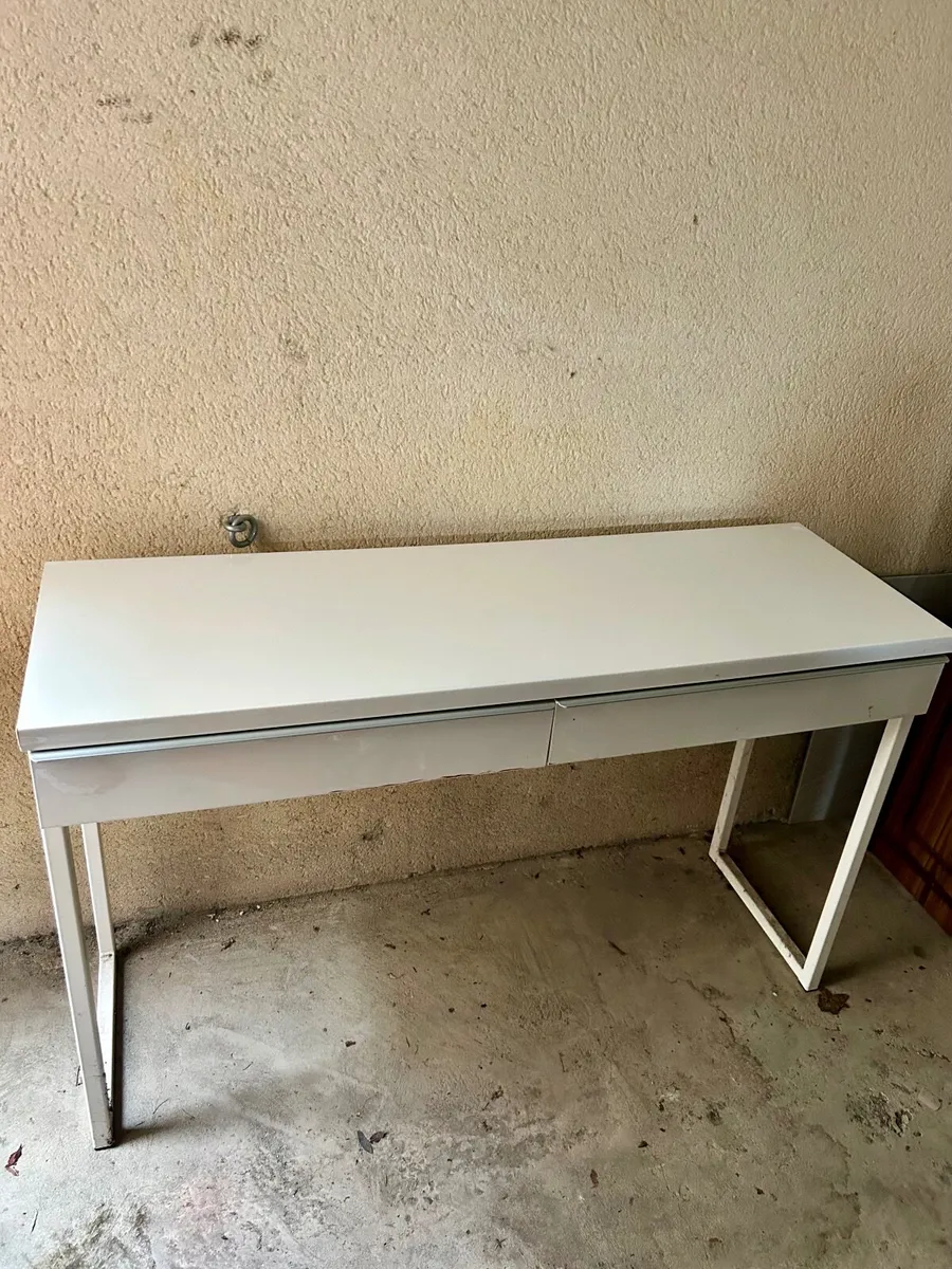 White Desk  with Drawers (Glossy finish) - Image 1
