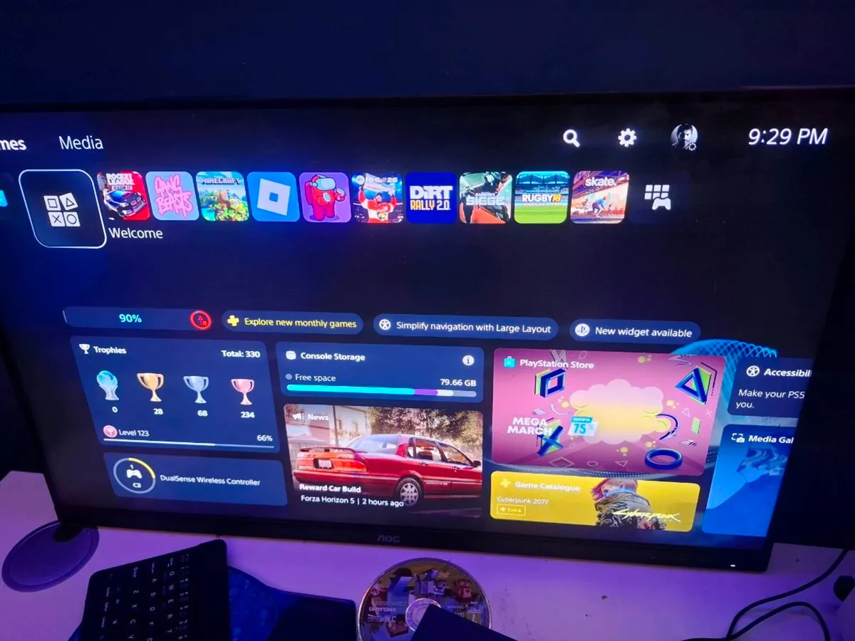 Tv screens - Image 1