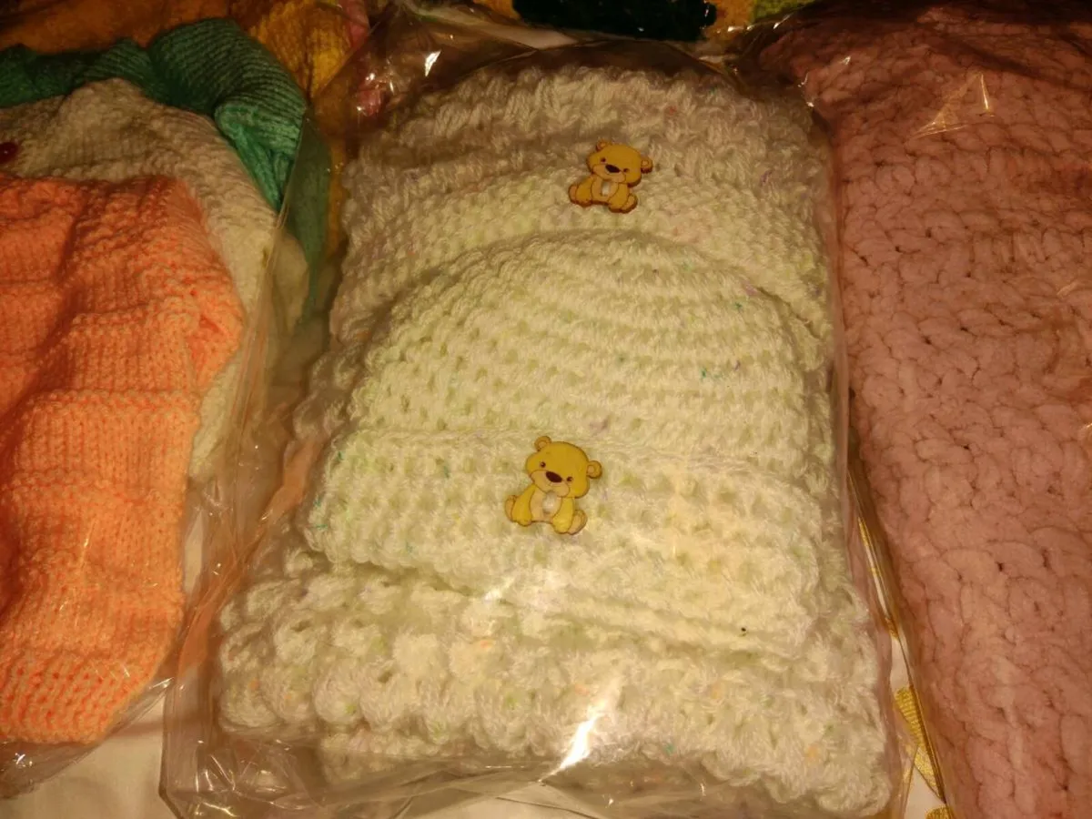 NEWBORN SET OF WOOLENS, 0-3 Months Baby Hamper ! - Image 4