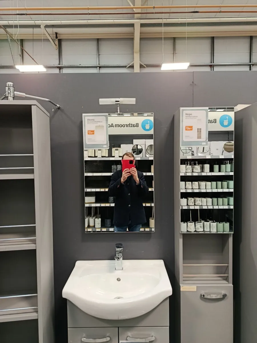 Bathroom mirror - Image 2