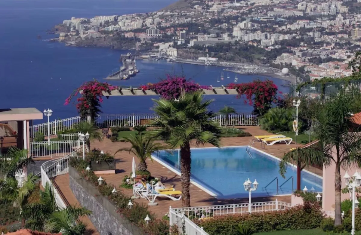 Madeira Holiday 16.04 7nights- Flights & Accommoda - Image 1