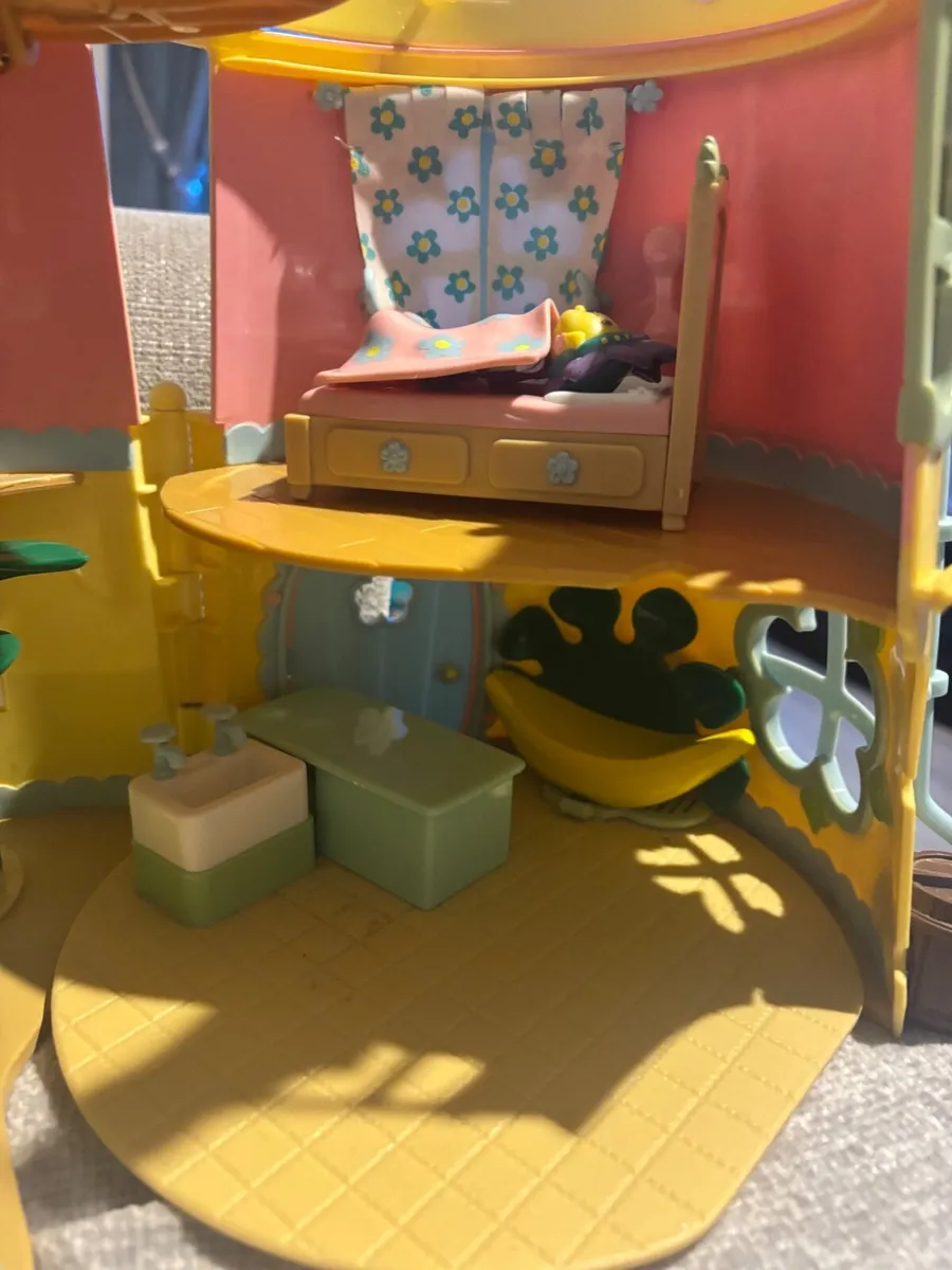 Fifi and the flowertot Toys - Image 3