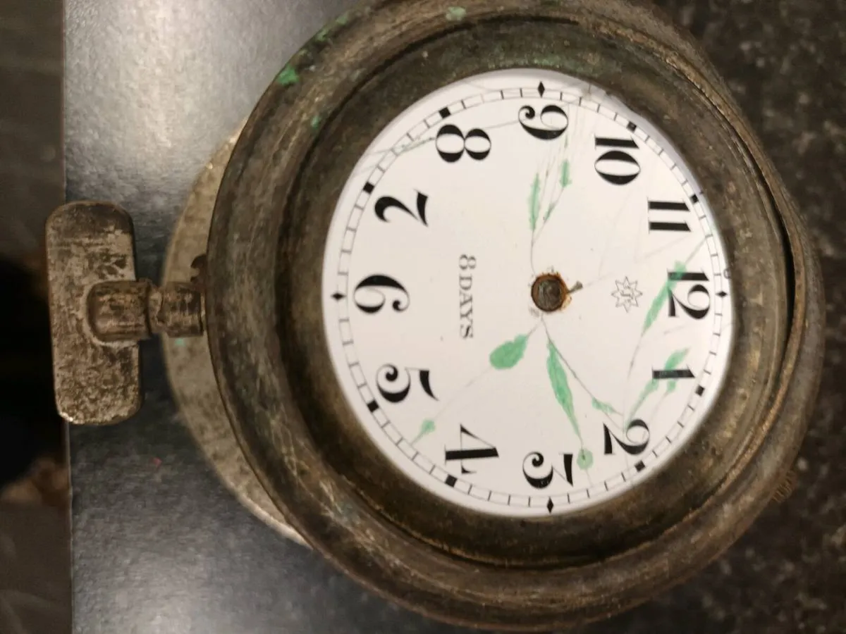 Veteran Car Clock - Image 1