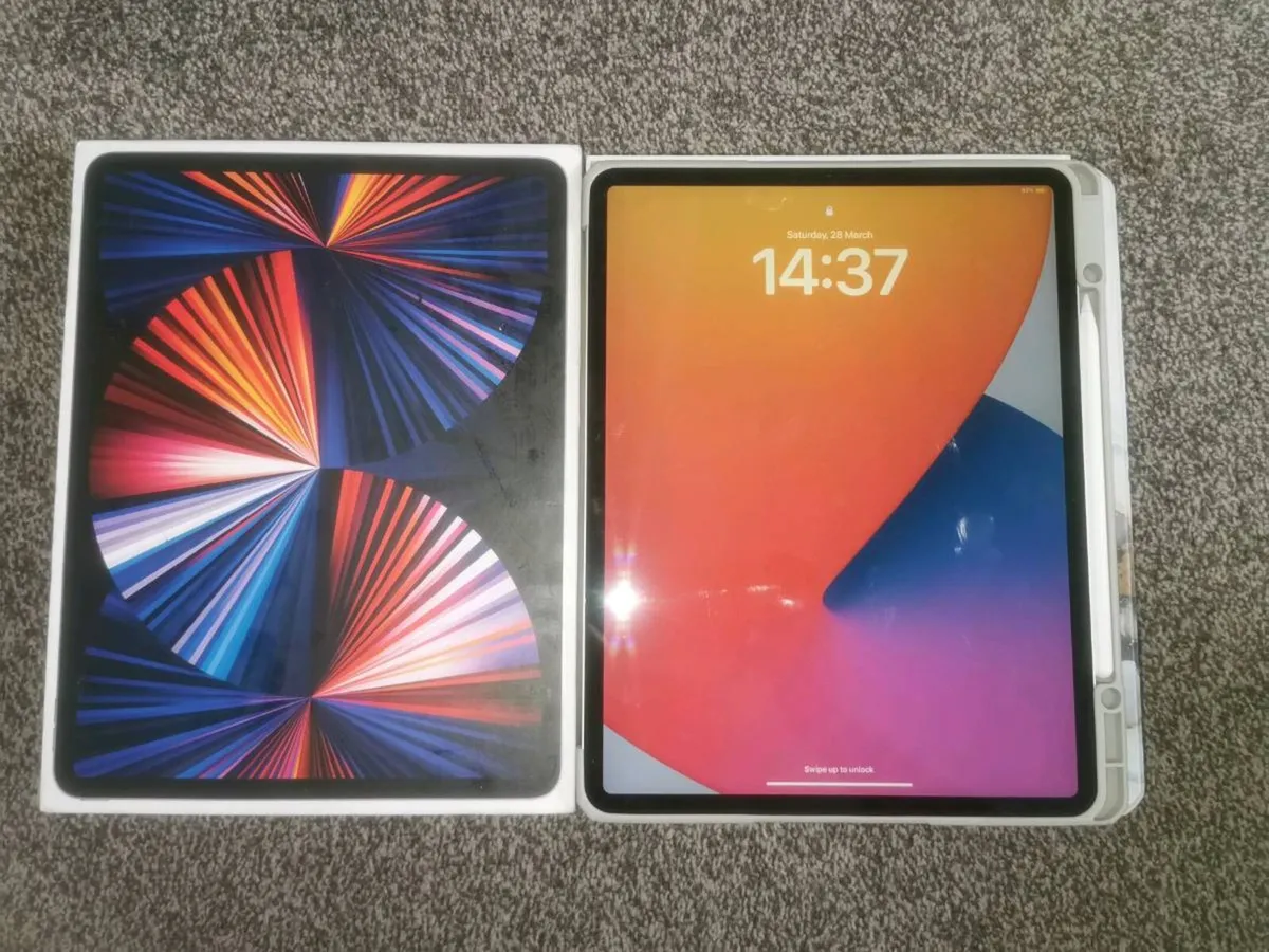 12.9 inch ipad pro 4th generation - Image 1