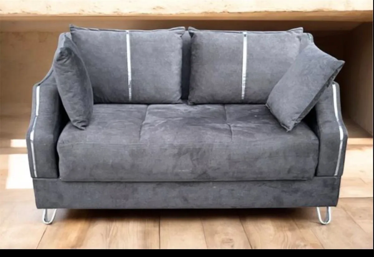 Small sofabed - Image 1