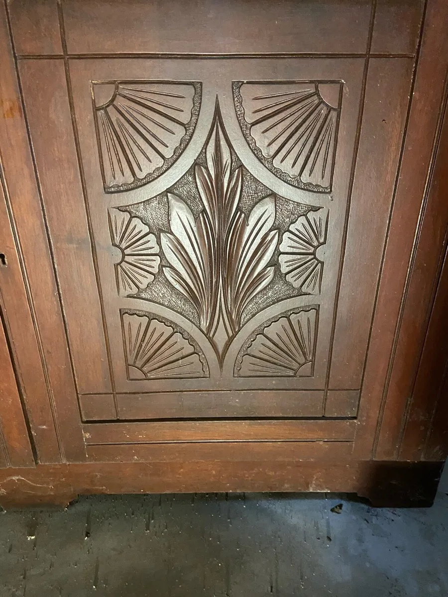 Antique dresser - Image 3