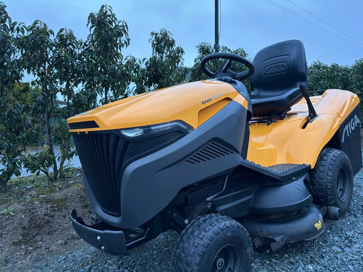 Stiga 40” 6102 HW2 Ride On Lawnmower - Image 2