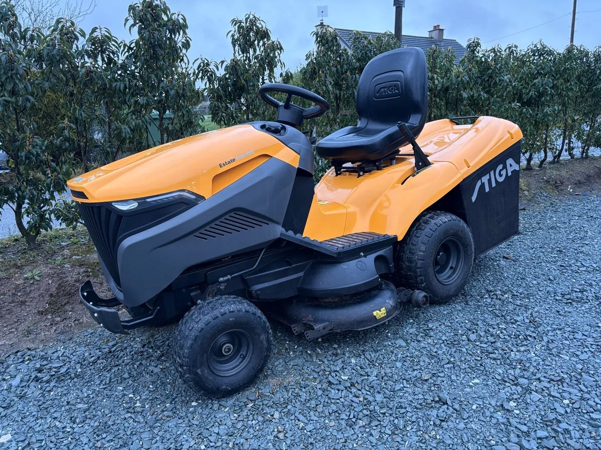 Stiga 40” 6102 HW2 Ride On Lawnmower - Image 3
