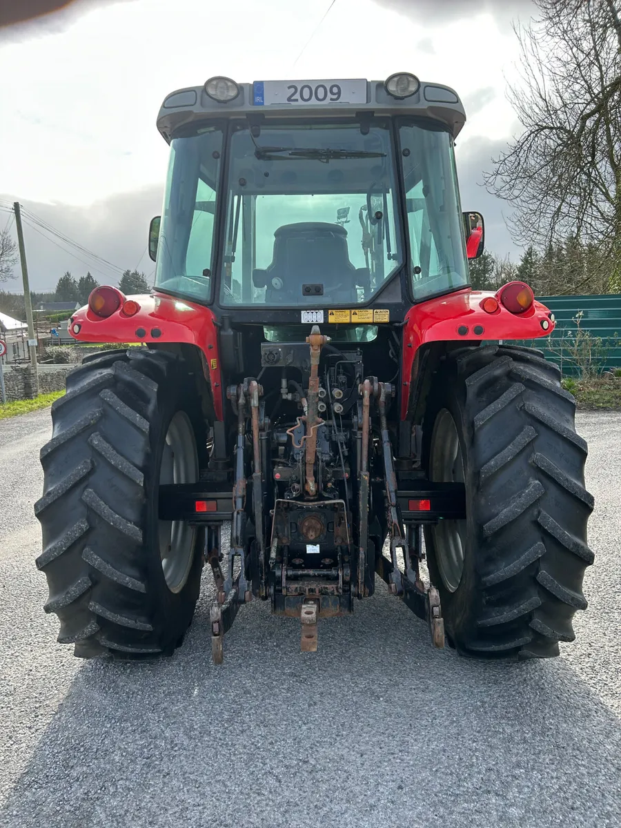 2009 Massey Ferguson 5455 with Loader - Image 4