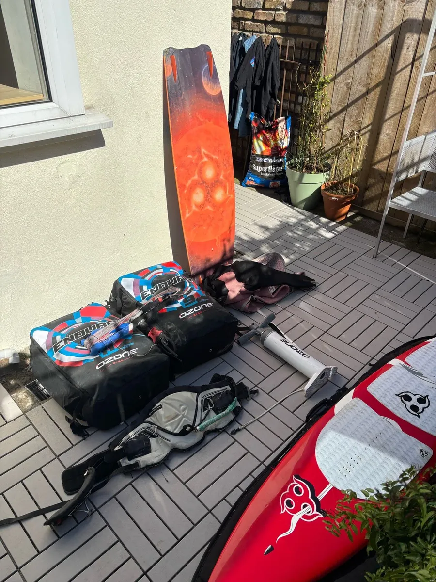 Kitesurfing Equipment - Image 1