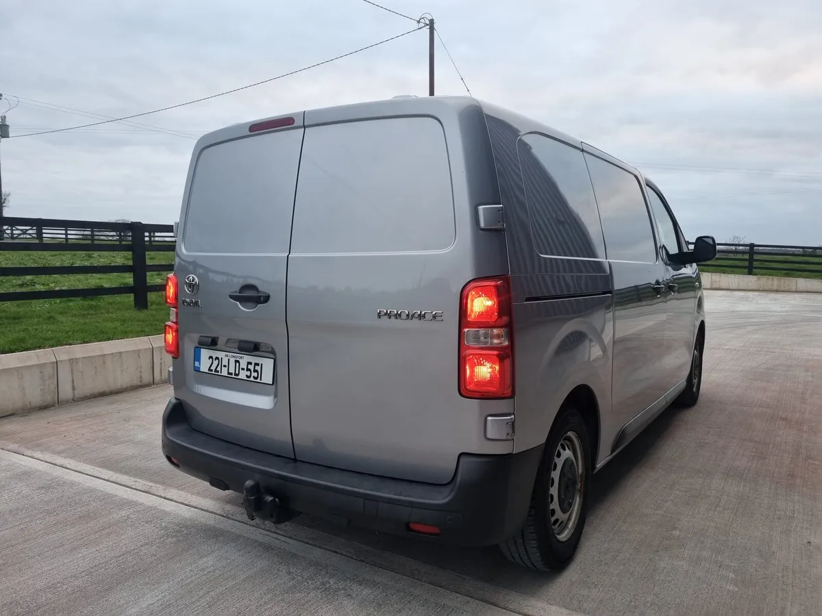 Toyota proace - Image 4