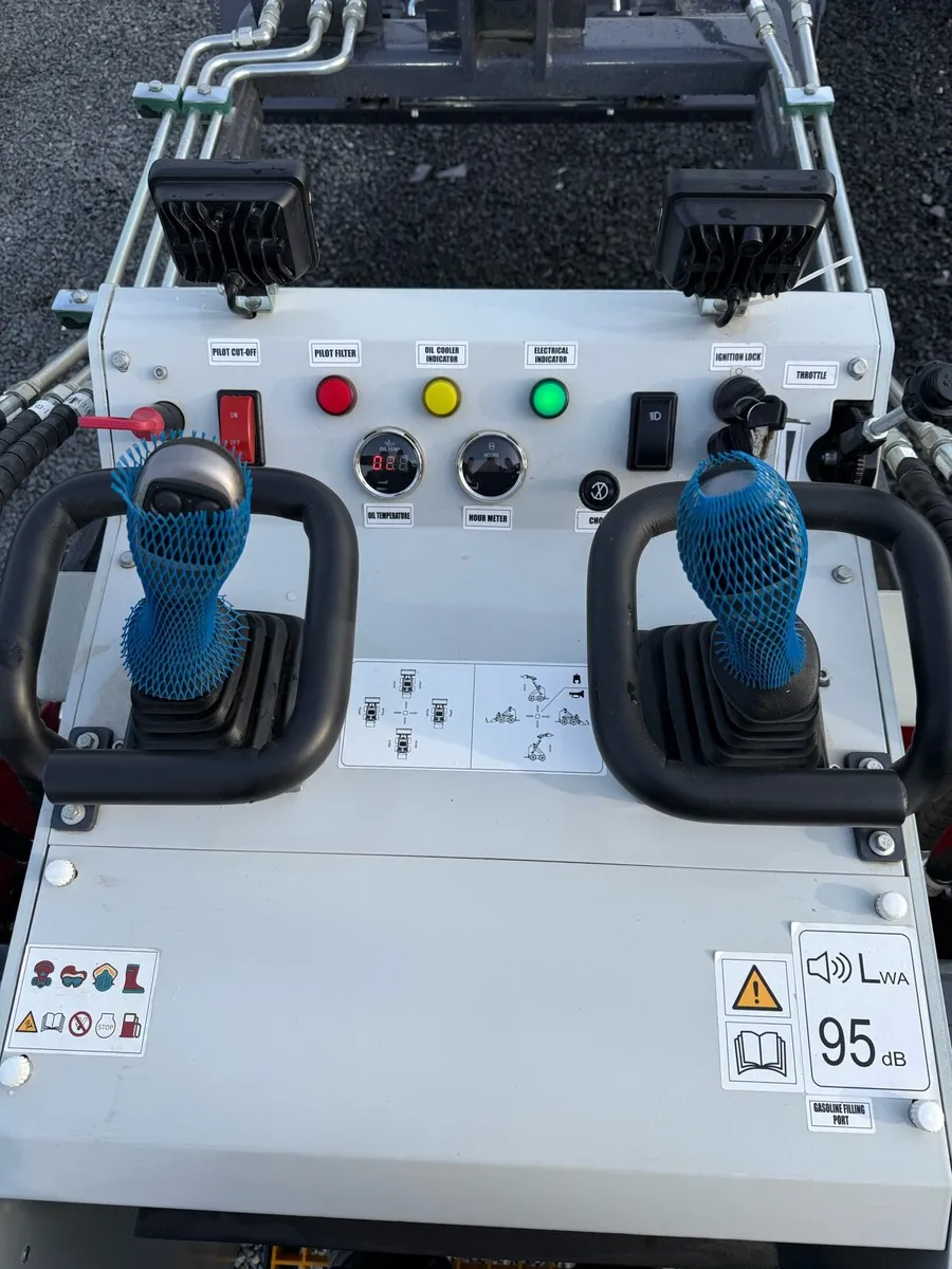 mini skid steer - Image 2