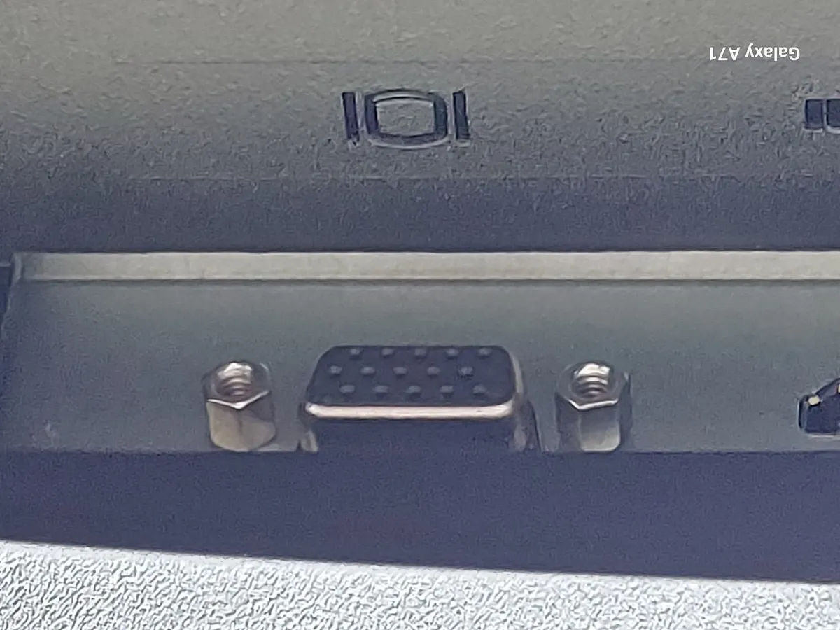 Dell Flat Panel Monitor Model E2421HN, 24 Inch - Image 2