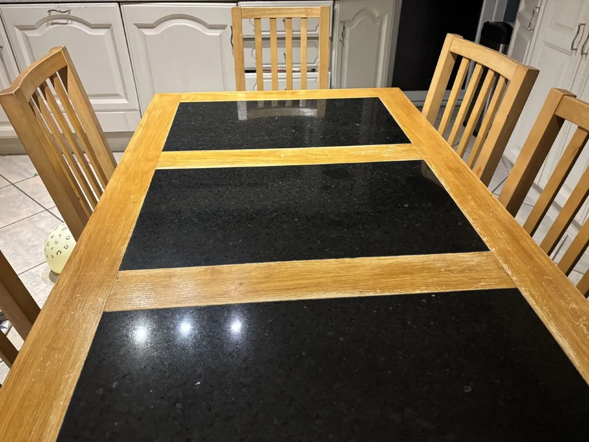 kitchen table and 6 chairs - Image 3