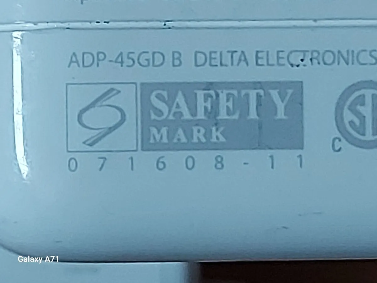 Apple Magsafe Charger Power Adapter - Image 3