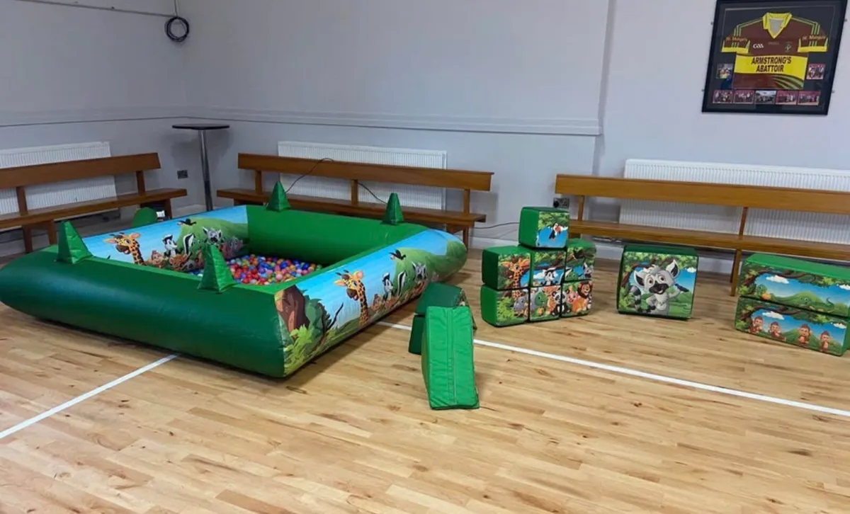 Bouncy Castle Soft Play - Image 1