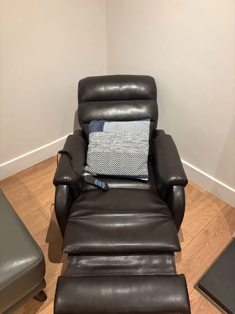 Electric Leather Recliner Chair - Image 2