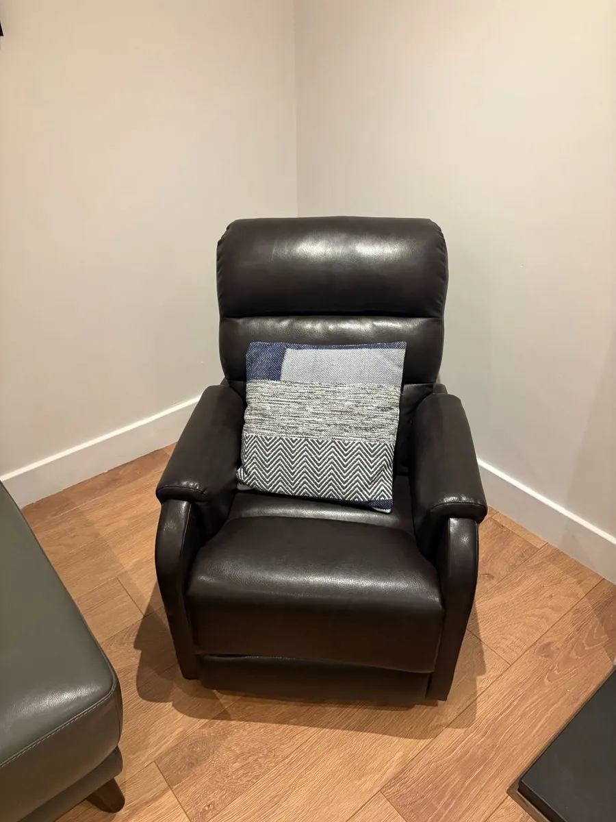 Electric Leather Recliner Chair - Image 1