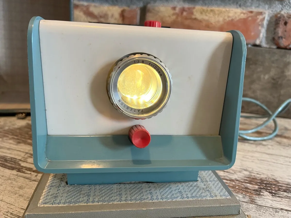 Vintage slide projector - Image 4