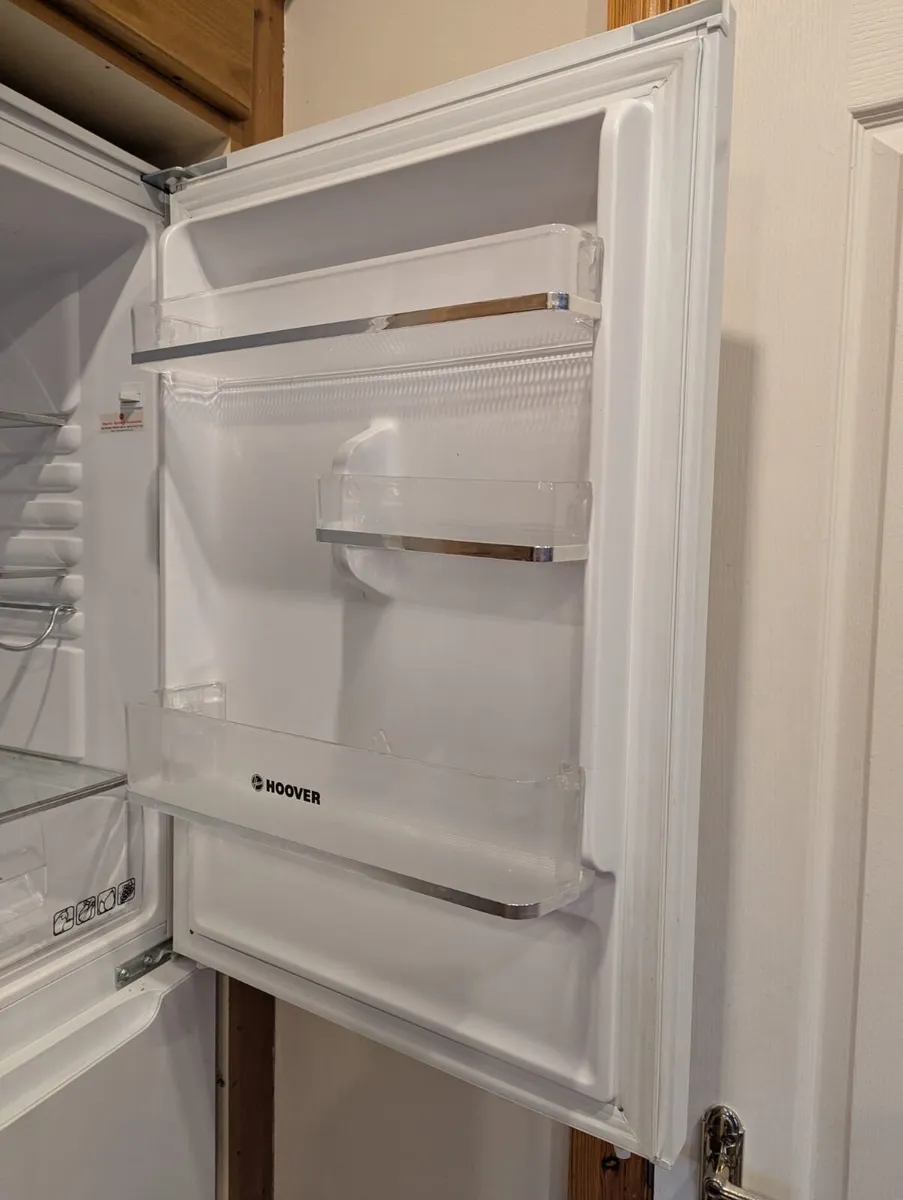 Refrigerator - Image 4