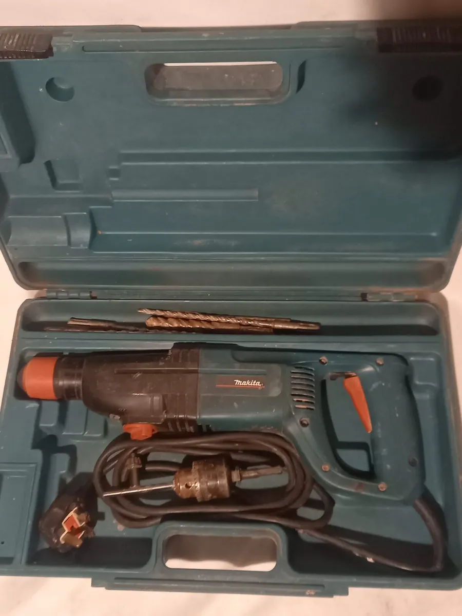 240v Makita SDS Drill - Image 1