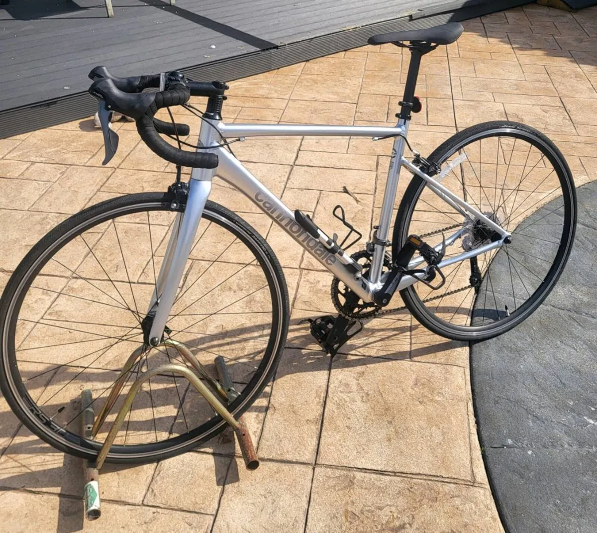 Cannondale Optimi 4 road bike - Image 1