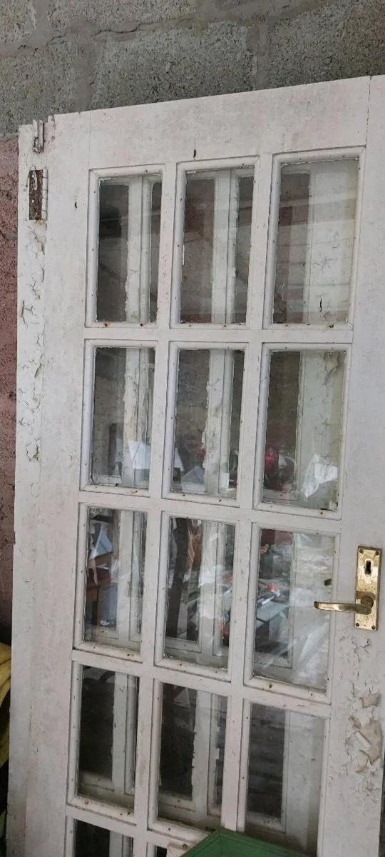 15 glass doors double. 30 inches by 26. Locks - Image 4