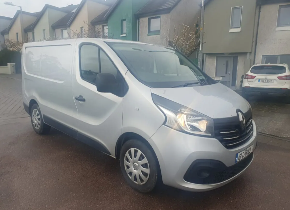 151 Renault Traffic Business + SWB 1.6 120bhp - Image 1