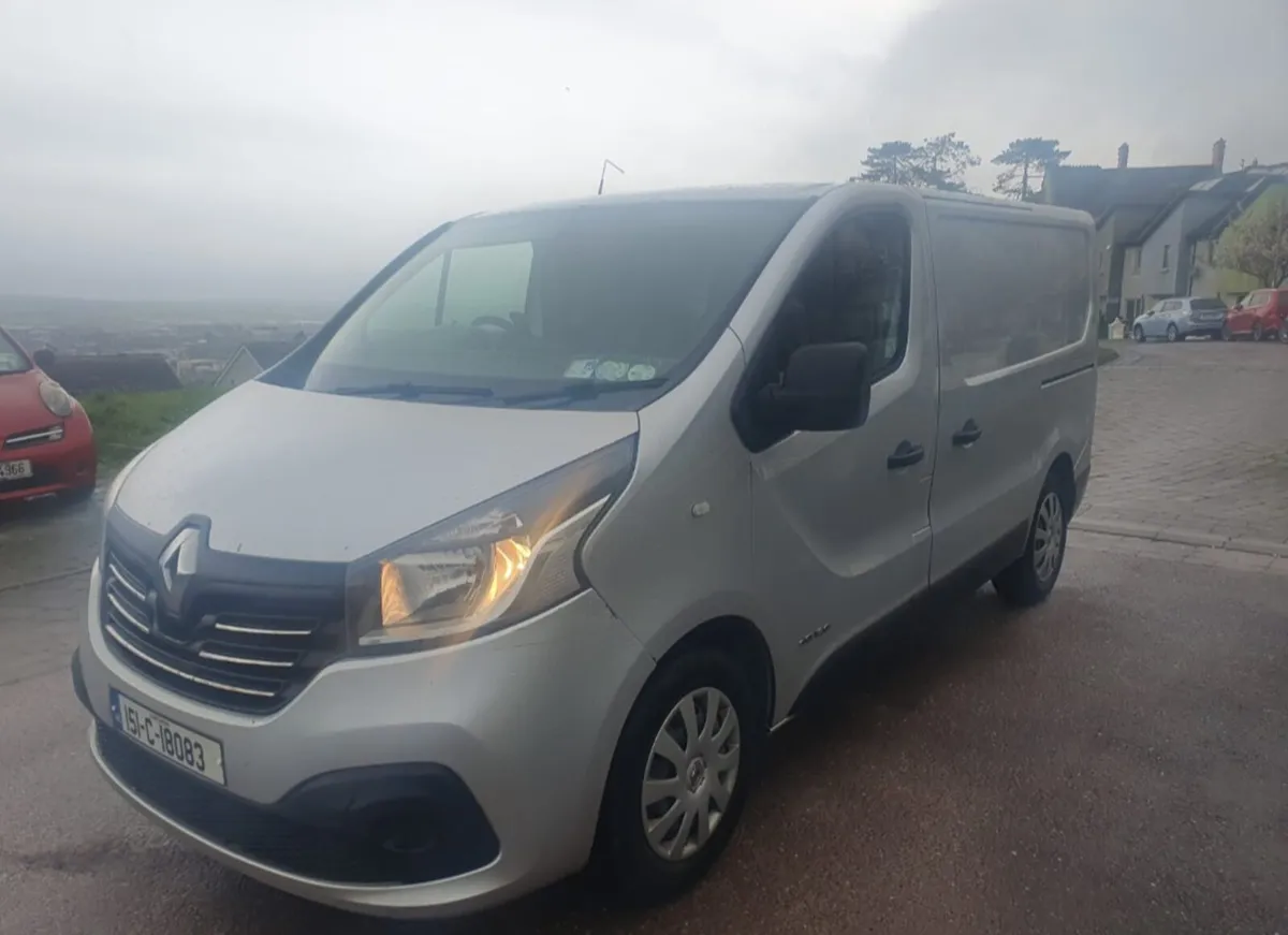 151 Renault Traffic Business + SWB 1.6 120bhp - Image 2