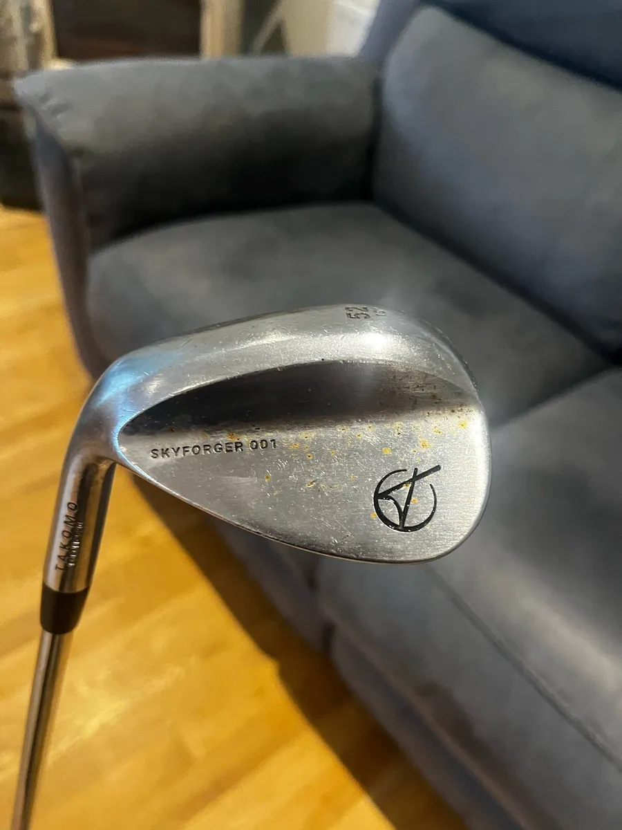 Takomo 52° Gap Wedge - Image 1