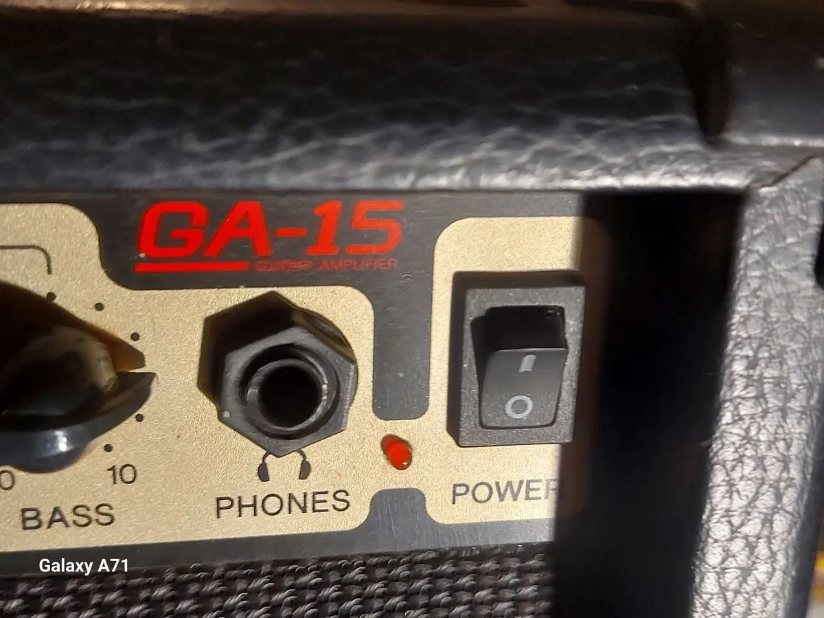 YAMAHA Guitar Amplifier Model GA-15 excellent cond - Image 2