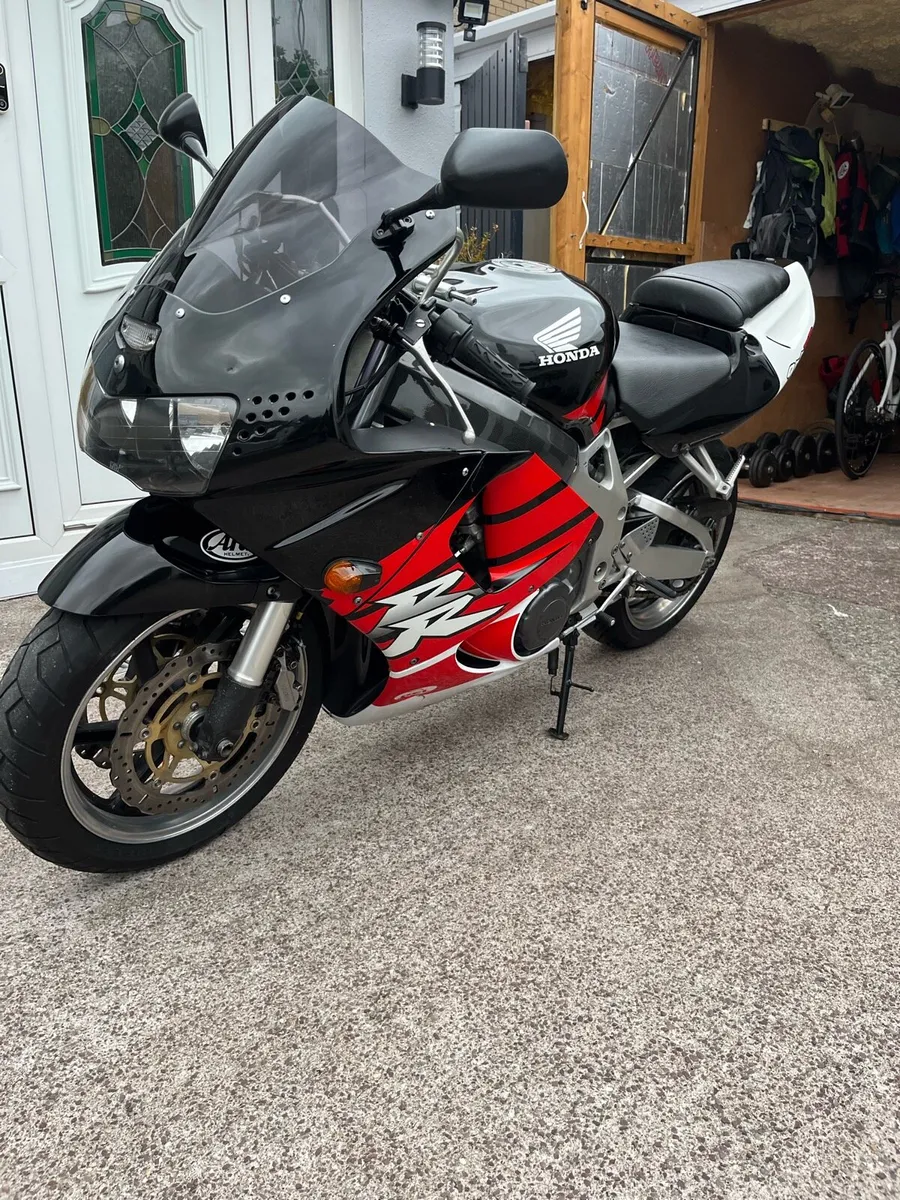 Honda CBR 900 Fire blade  Swap / Trade - Image 4